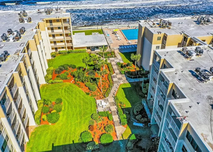 Vacation rental: Castle Reef Condos